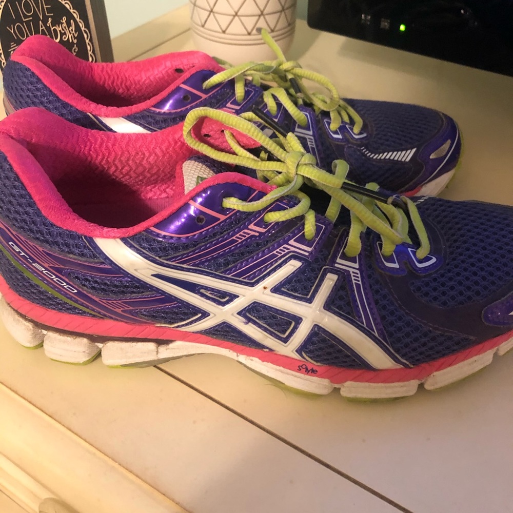 ASICS GT200m